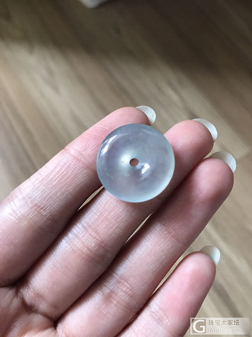 出一个冰种雪花棉天空蓝的扣子_平安扣翡翠