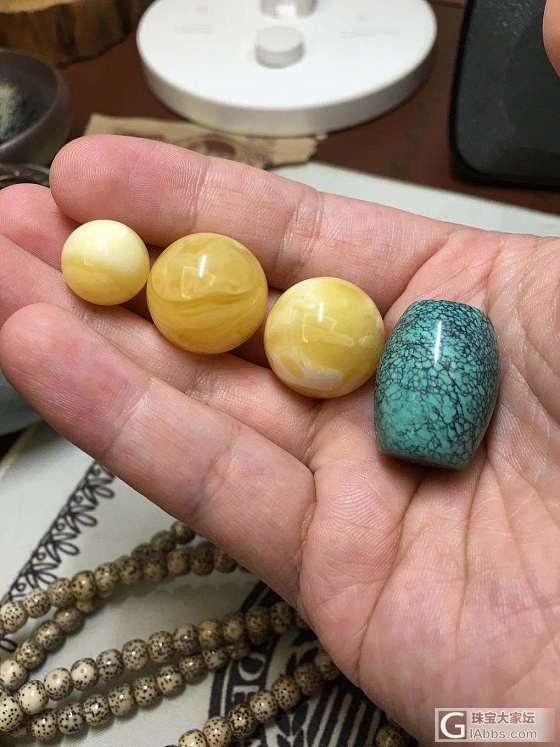 本来想凑2.0珠子，但现在2.0太难就放弃，闲置2颗，原价出。_配件蜜蜡