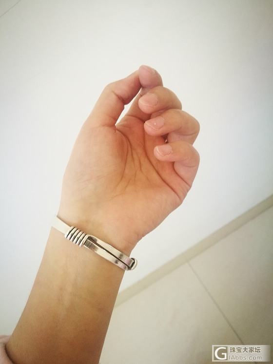 【光与格律诗】〔白晓〕旧镯首秀_手镯银