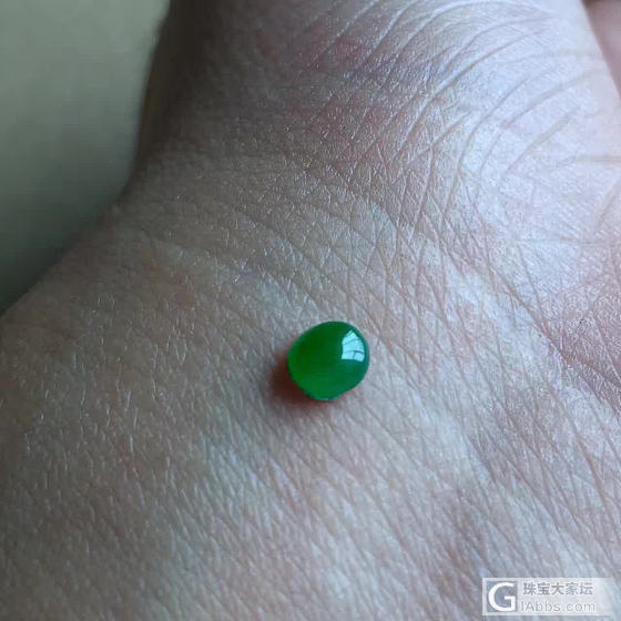 小东东，不过种色也是棒棒的，不追求大，只在意品质_蛋面翡翠