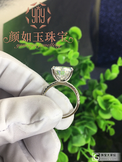 超大5克拉莫桑石戒指_戒指莫桑石颜如玉镶嵌