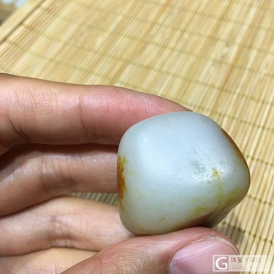 大红皮籽料_原石白玉
