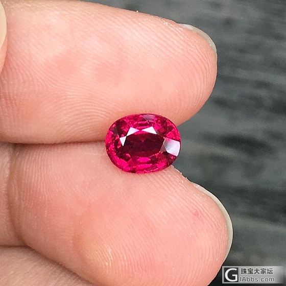 1.55ct 非洲 红色 妖艳 椭圆 Rubellite 红宝碧玺 卢比来_碧玺刻面宝石