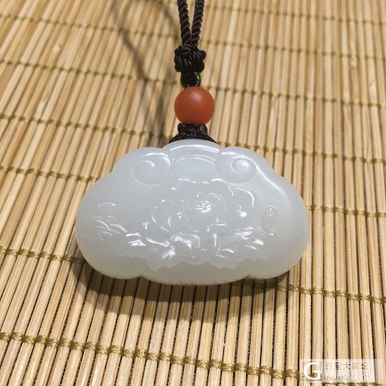 富贵牡丹锁_挂件和田玉