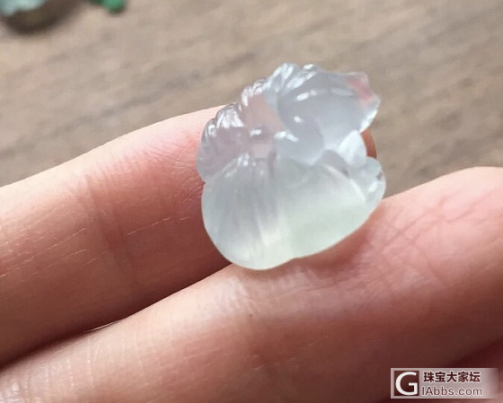 论坛有卖这种翡翠小莲蓬的吗_挂件翡翠