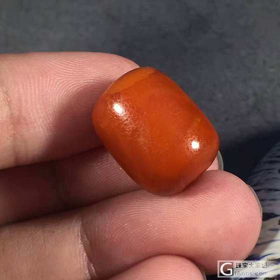 卧龙院_挂件蜜蜡