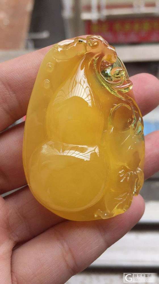 美不美你说了算_挂件琥珀蜜蜡
