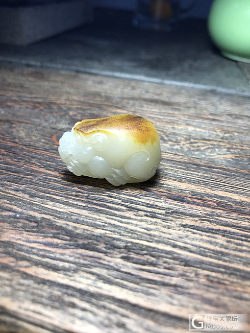 不一样的黄皮籽料貔貅_挂件和田玉