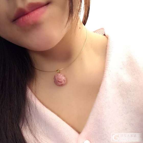 罕见18mm粉澳宝18k金吊坠！
来自秘鲁_吊坠欧泊