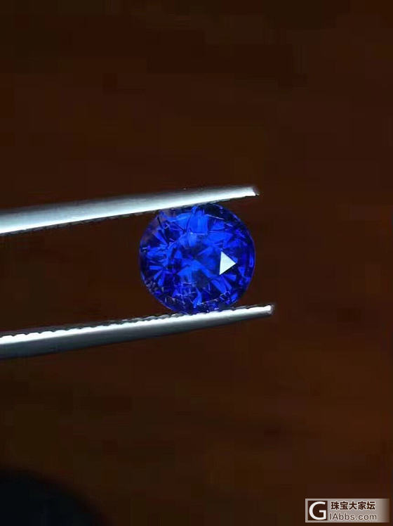 一粒好玩的蓝宝_蓝宝石