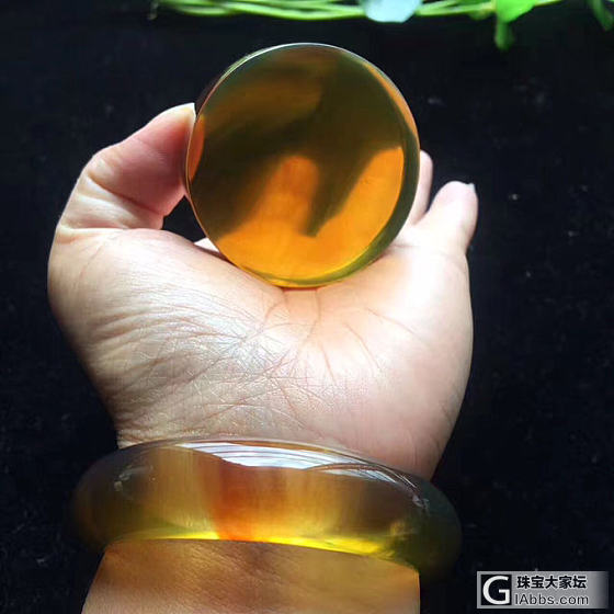 小手福利！53圈口顶级金棕手镯，无杂无裂无冰片，微流淌粉尘，图片可见，珀体通透，..._琥珀蜜蜡