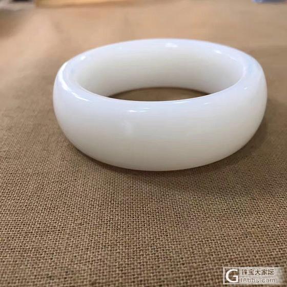 再品品这个_手镯和田玉
