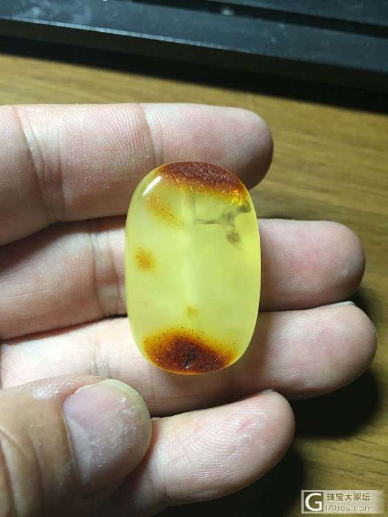 背云_打磨琥珀蜜蜡