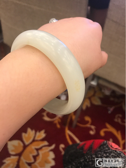 我到底应该戴多大圈口_手镯和田玉