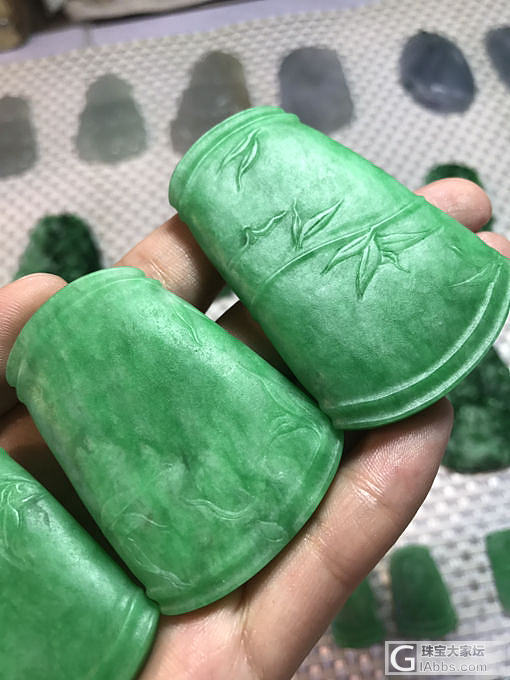 翡翠吊坠毛货满绿厚装大件竹节_挂件翡翠