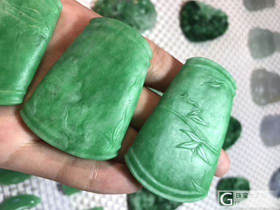 翡翠吊坠毛货满绿厚装大件竹节_挂件翡翠