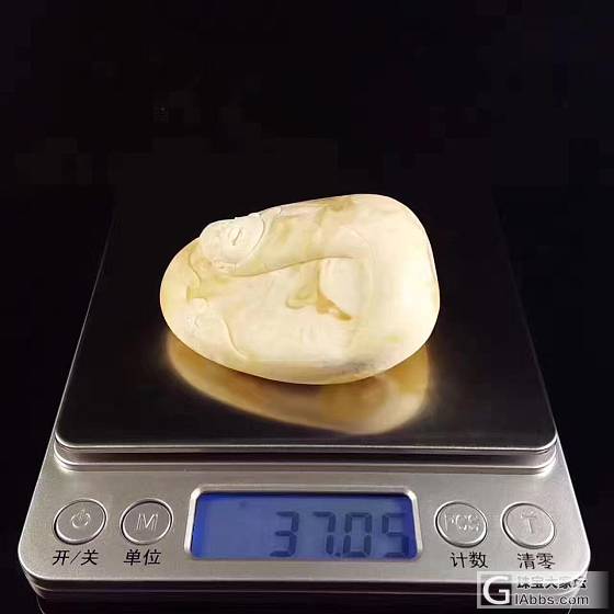 极品白蜡笑佛巧用克重37.05g 规格60.6*46.0*25.1mm_挂件蜜蜡