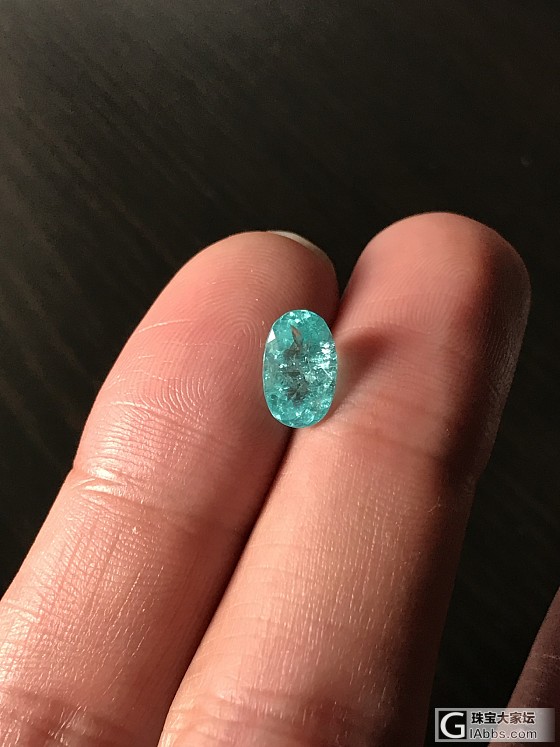 椭圆帕拉伊巴_彩色宝石