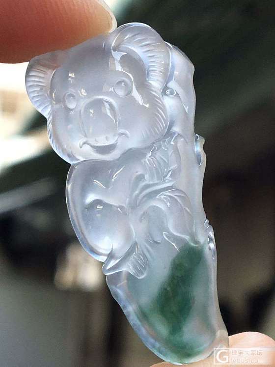 翡翠飘彩考拉_挂件翡翠