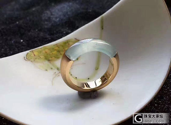 工厂新出一批指环。喜欢的来撩，也可以定制您想要的圈口噢_戒指翡翠