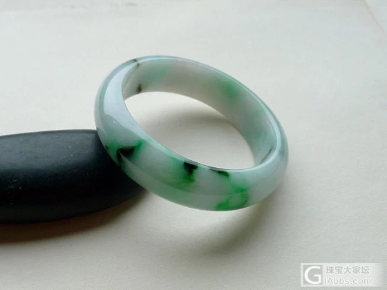 【翡翠名称】-手镯【翡翠尺寸】-56.5*16.5*8.4MM【翡翠价格】-35..._翡翠手镯