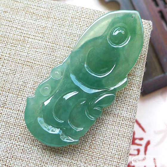 求购一个宝宝带的玉佩~_挂件玉石