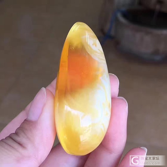 见过金绞瓷白花蜡反荧光的白吗？[色] 爱不释手_吊坠蜜蜡