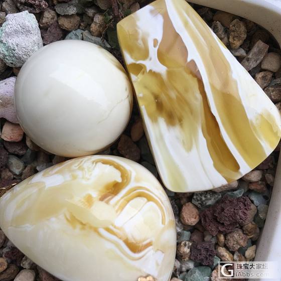 秀下我的宝，非卖品！！_挂件蜜蜡