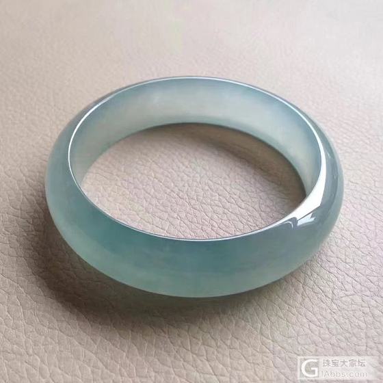 【迈绿】6.9  吃了这条锦鲤镯~~~~_手镯挂件翡翠