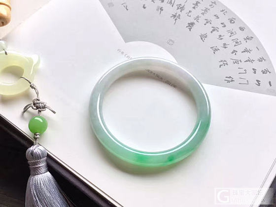 个人比较推荐的一只美镯_手镯翡翠