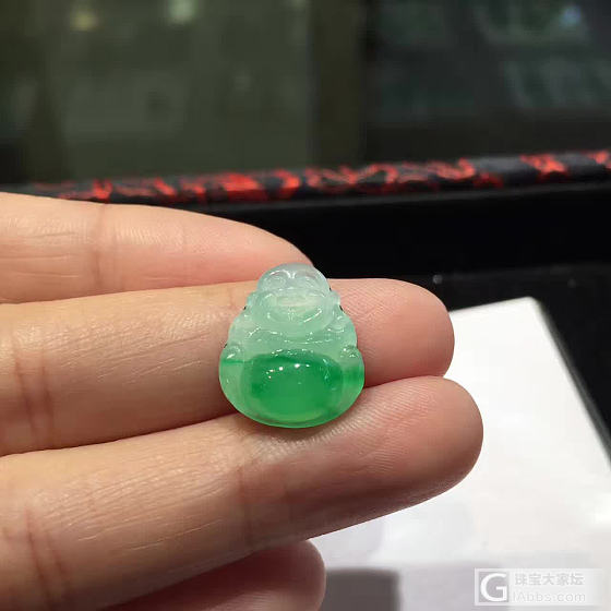 都是一些小精品。_挂件翡翠