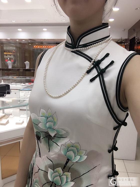 满足了作为一个女人一辈子梦想一件旗袍的愿望_珍珠