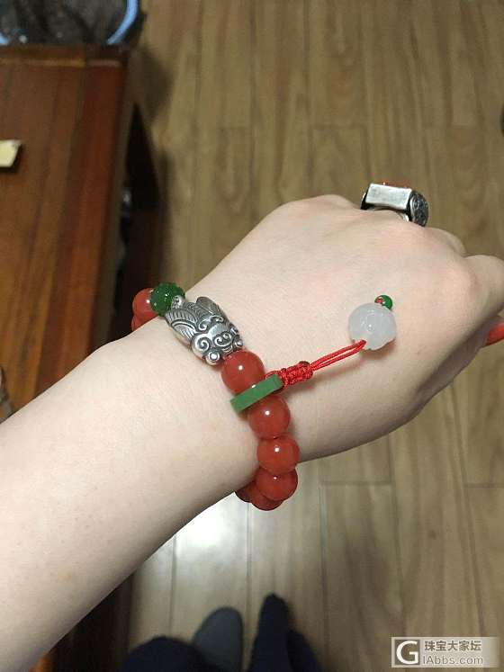 夏天就是要带南红，哈哈哈！_珠串南红