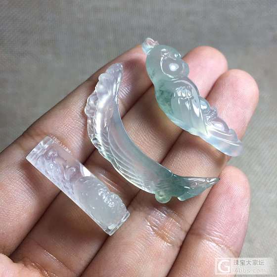 工厂新起的特别的小东西_挂件翡翠