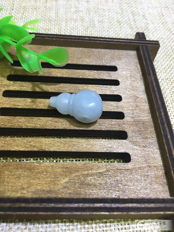 和田玉青花籽料三通_配件和田玉