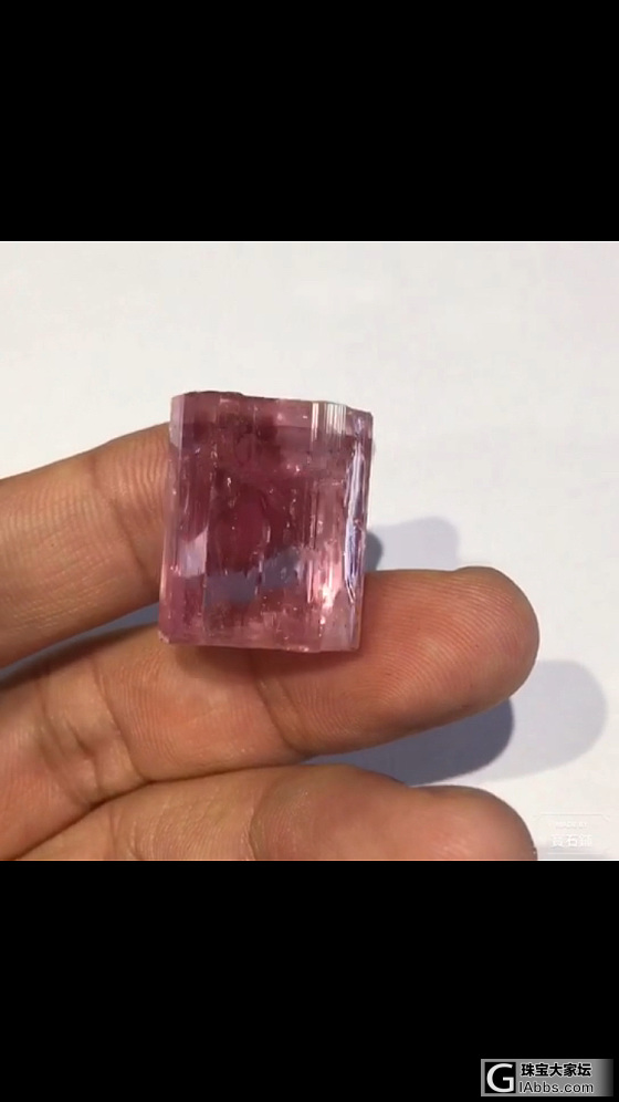 天然粉色托帕石_刻面宝石托帕石
