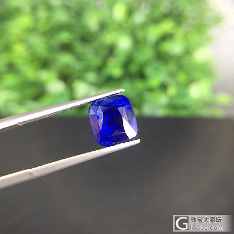 各位大神看看，这个石头，送GRS会给什么颜色_刻面宝石蓝宝石