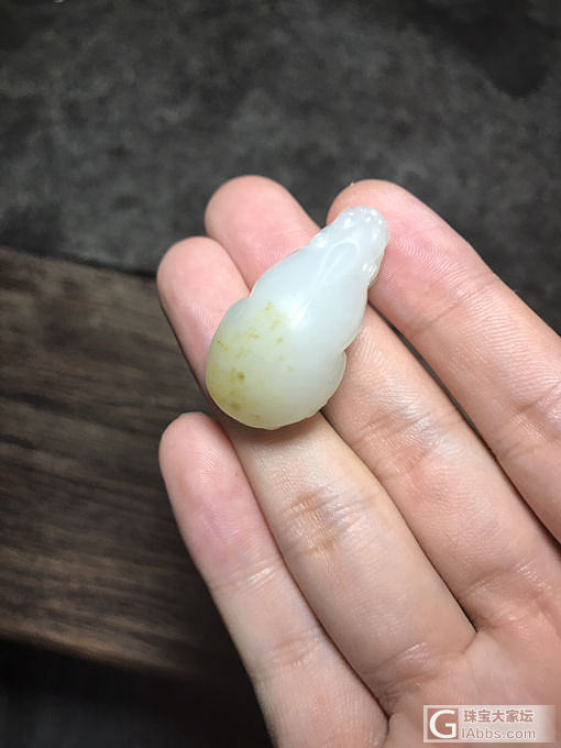 和田玉籽料貔貅_挂件和田玉