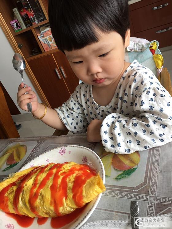 小孩戴抽拉是不是容易掉_手镯金