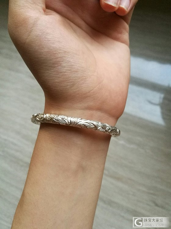 第一只手工银镯，一个月了，太阳花_手镯银