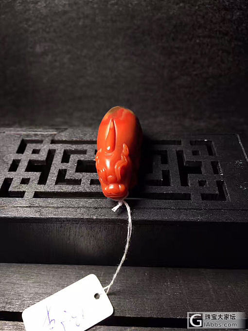 不仅要色，还要有手感_挂件南红