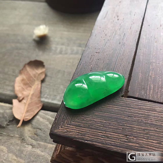 谁说一胖毁所有_戒面翡翠