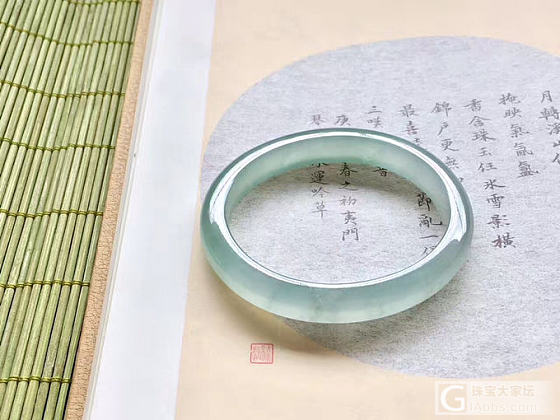 小圈口大圈口都有～_手镯翡翠