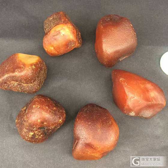 焦皮珠子料_原石琥珀蜜蜡