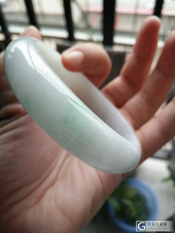 出了  59.2正装化地翡翠手镯_手镯翡翠