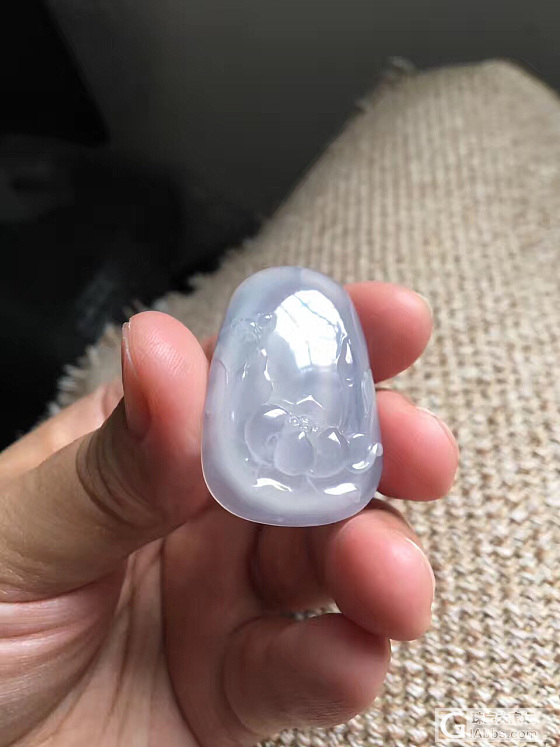入了一段时间的荷花牌_挂件翡翠