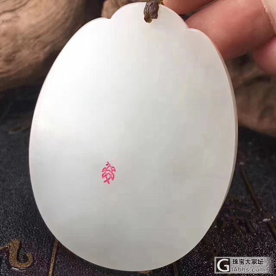 圈里好多卖这样图的人在卖珠宝_挂件和田玉