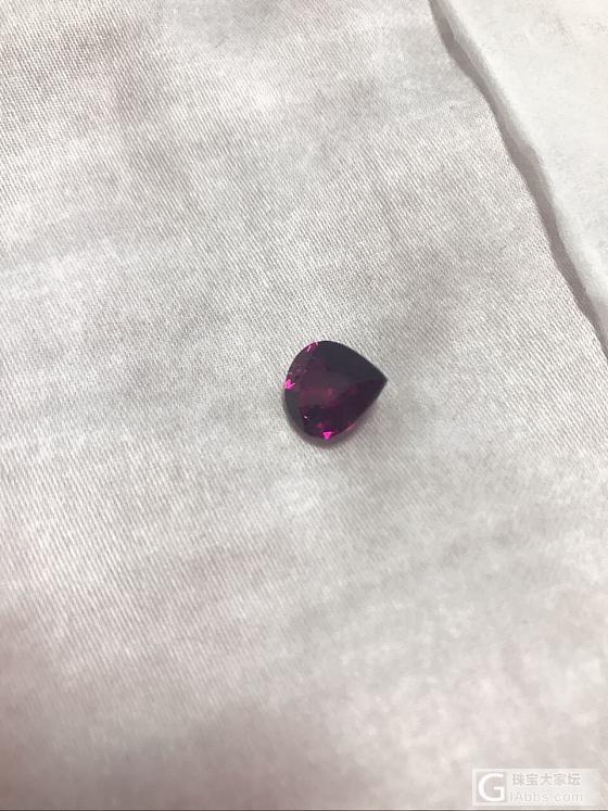 新买的镁铝榴石_刻面宝石石榴石