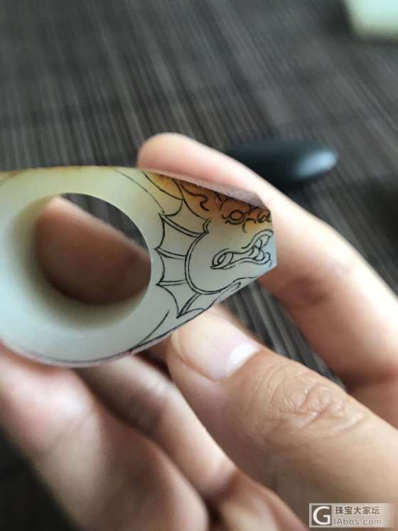 籽料扳指，双面雕刻，画稿初成_设计和田玉