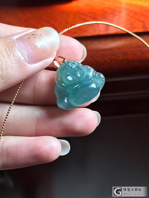 晒一个漂亮的蓝水佛_吊坠翡翠